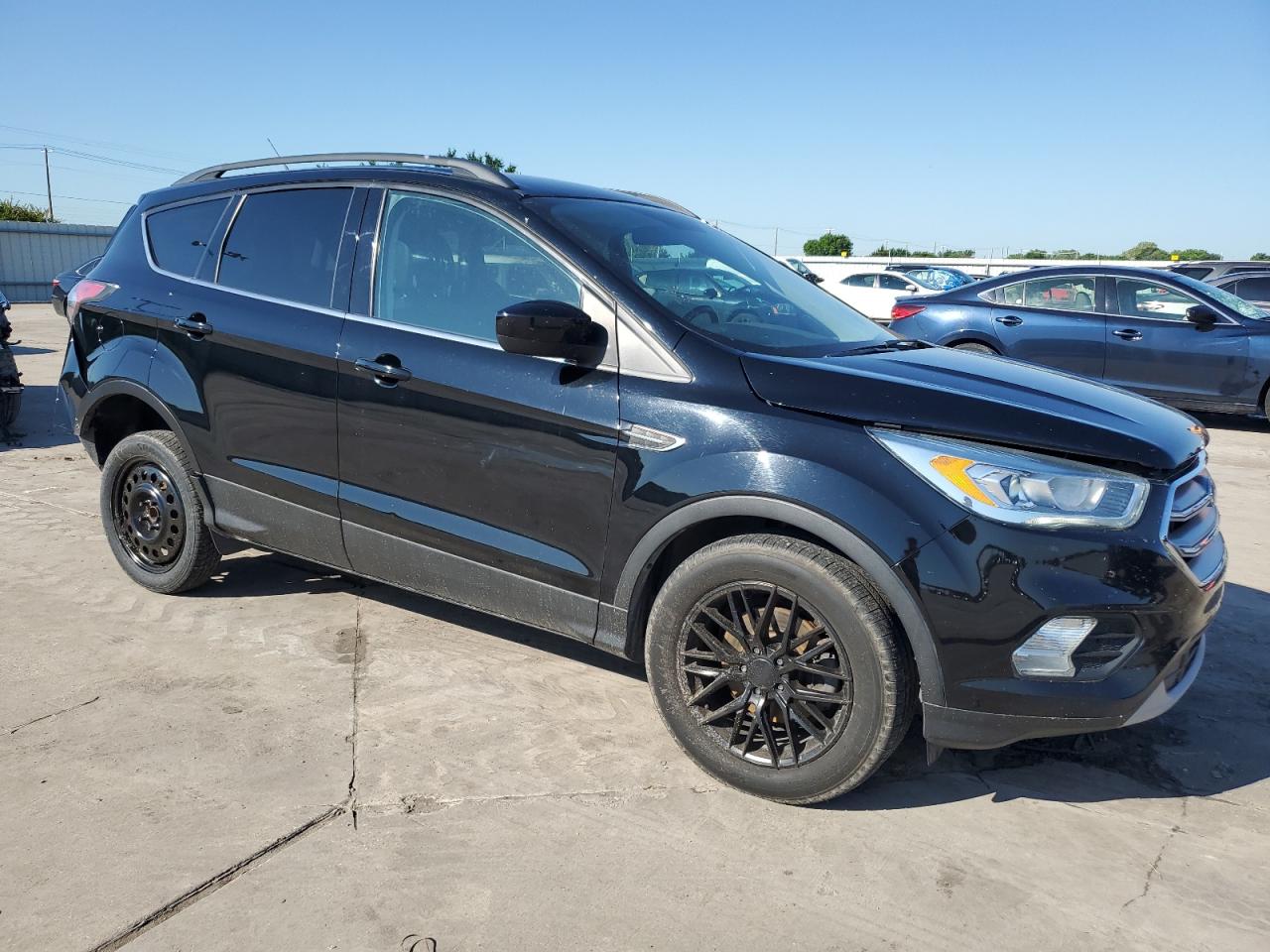 1FMCU0GD4HUB21060 2017 Ford Escape Se