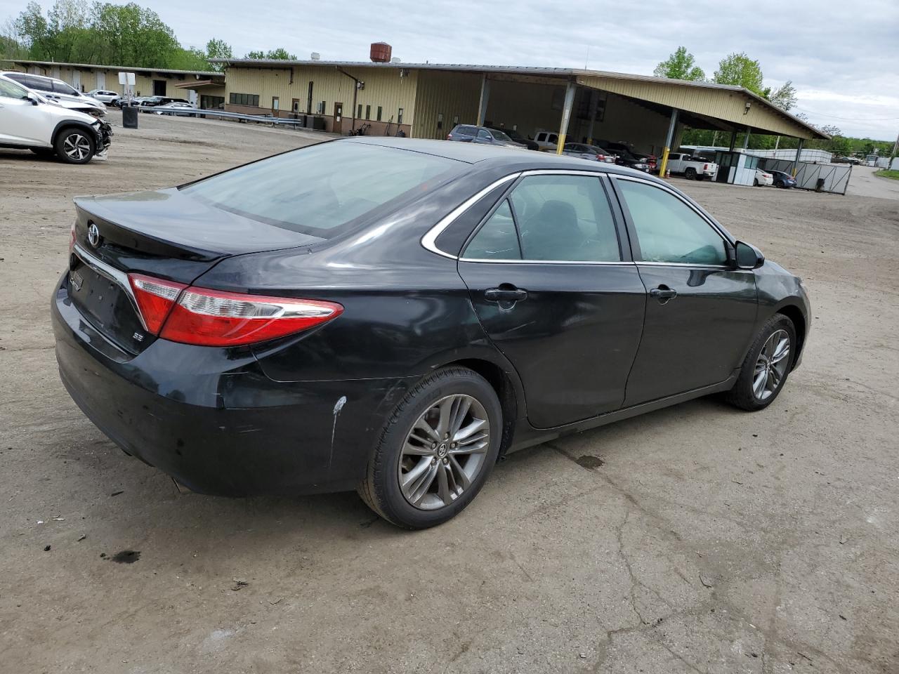 2017 Toyota Camry Le vin: 4T1BF1FK0HU625083