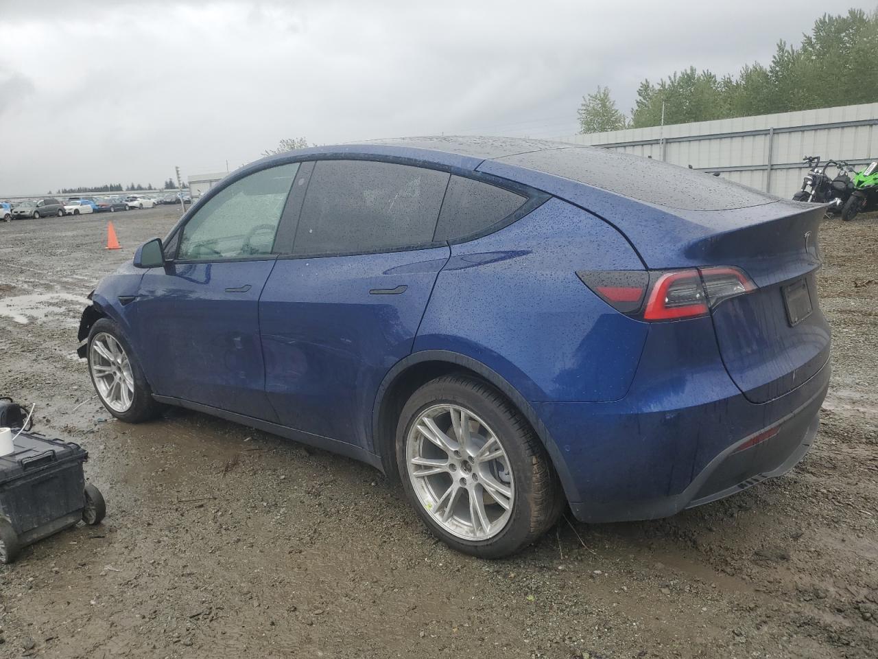 5YJYGDEE7MF081872 2021 Tesla Model Y