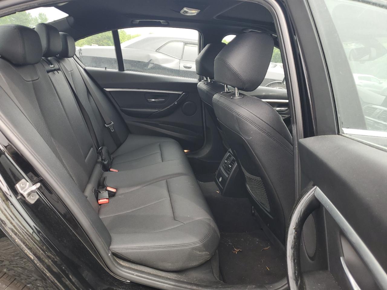 WBA8B9G37HNU56686 2017 BMW 330 I