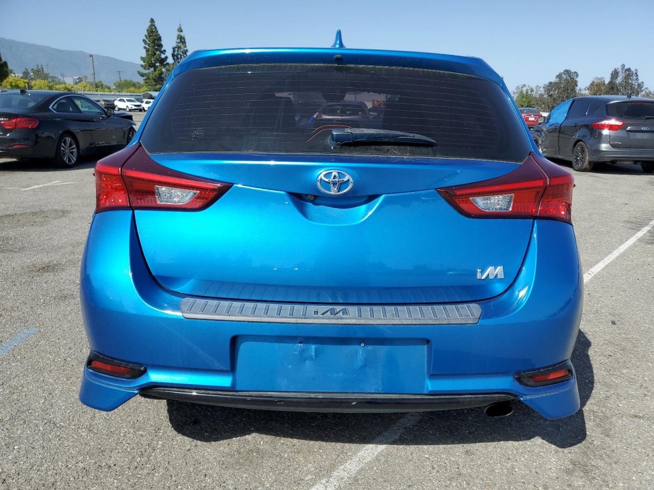 2017 Toyota Corolla Im vin: JTNKARJE5HJ543592