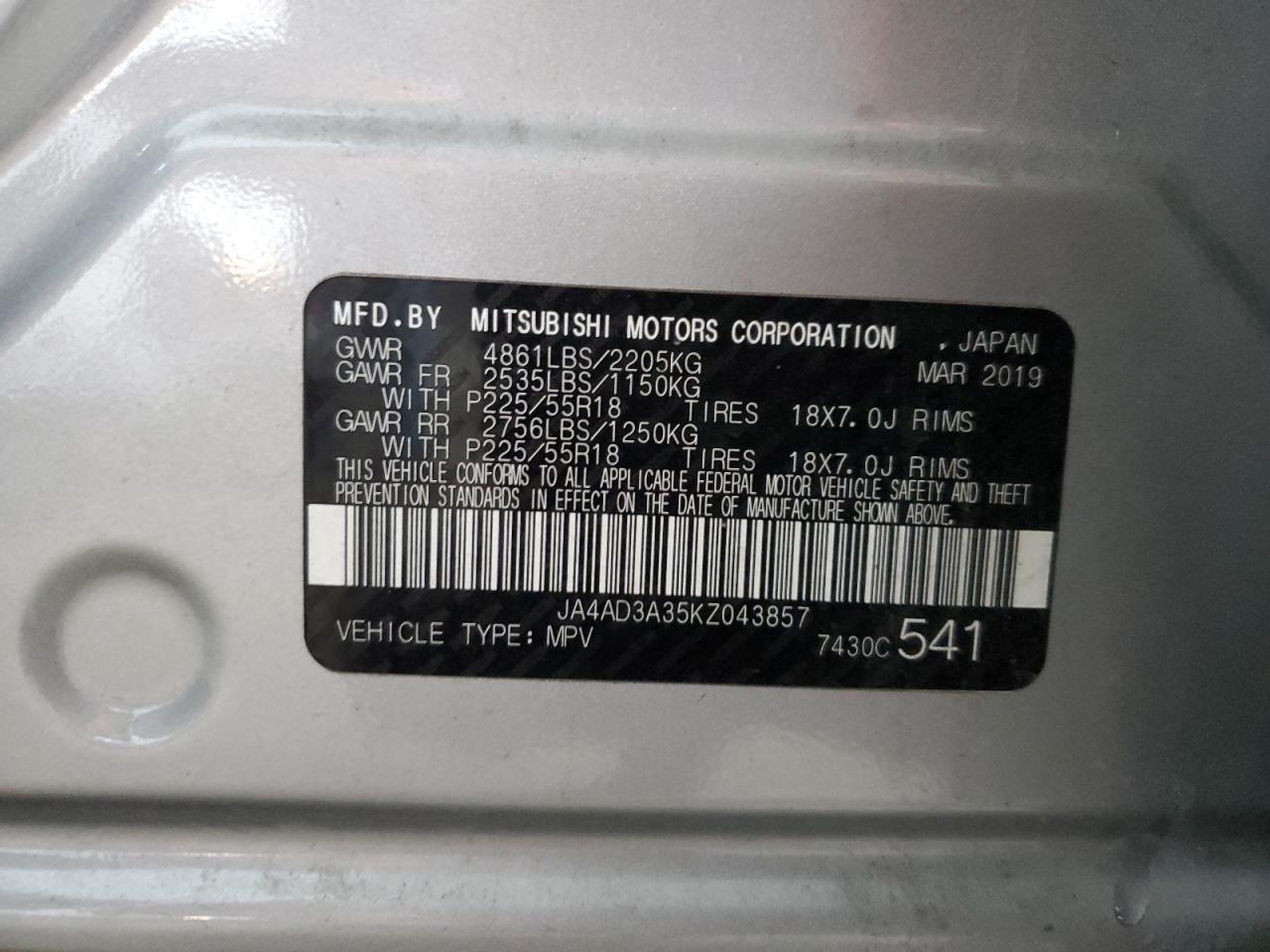 JA4AD3A35KZ043857 2019 Mitsubishi Outlander Se