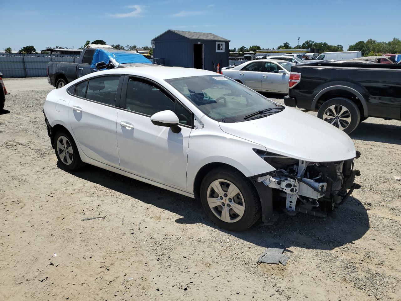 1G1BC5SMXJ7200639 2018 Chevrolet Cruze Ls