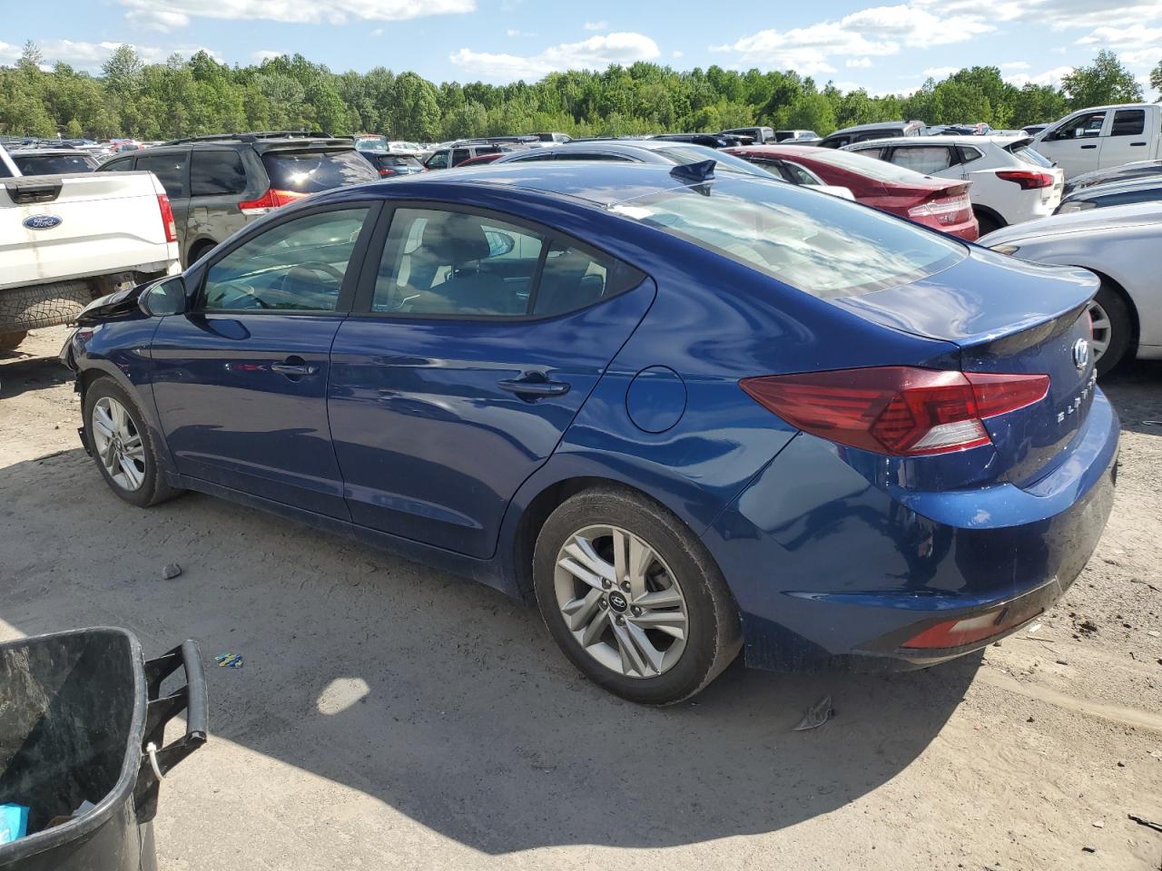 5NPD84LF2KH485927 2019 Hyundai Elantra Sel