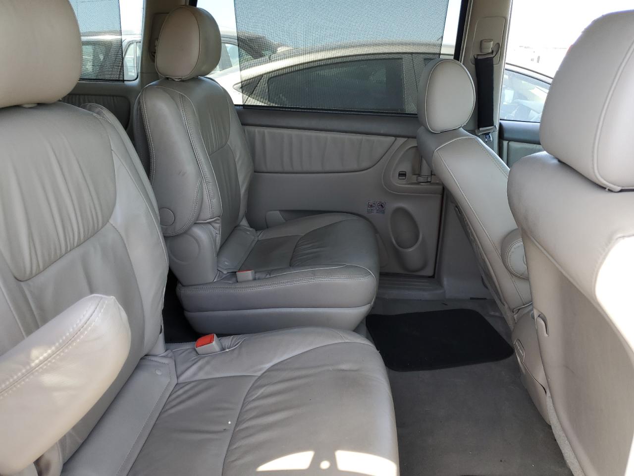 5TDZK22CX8S127772 2008 Toyota Sienna Xle