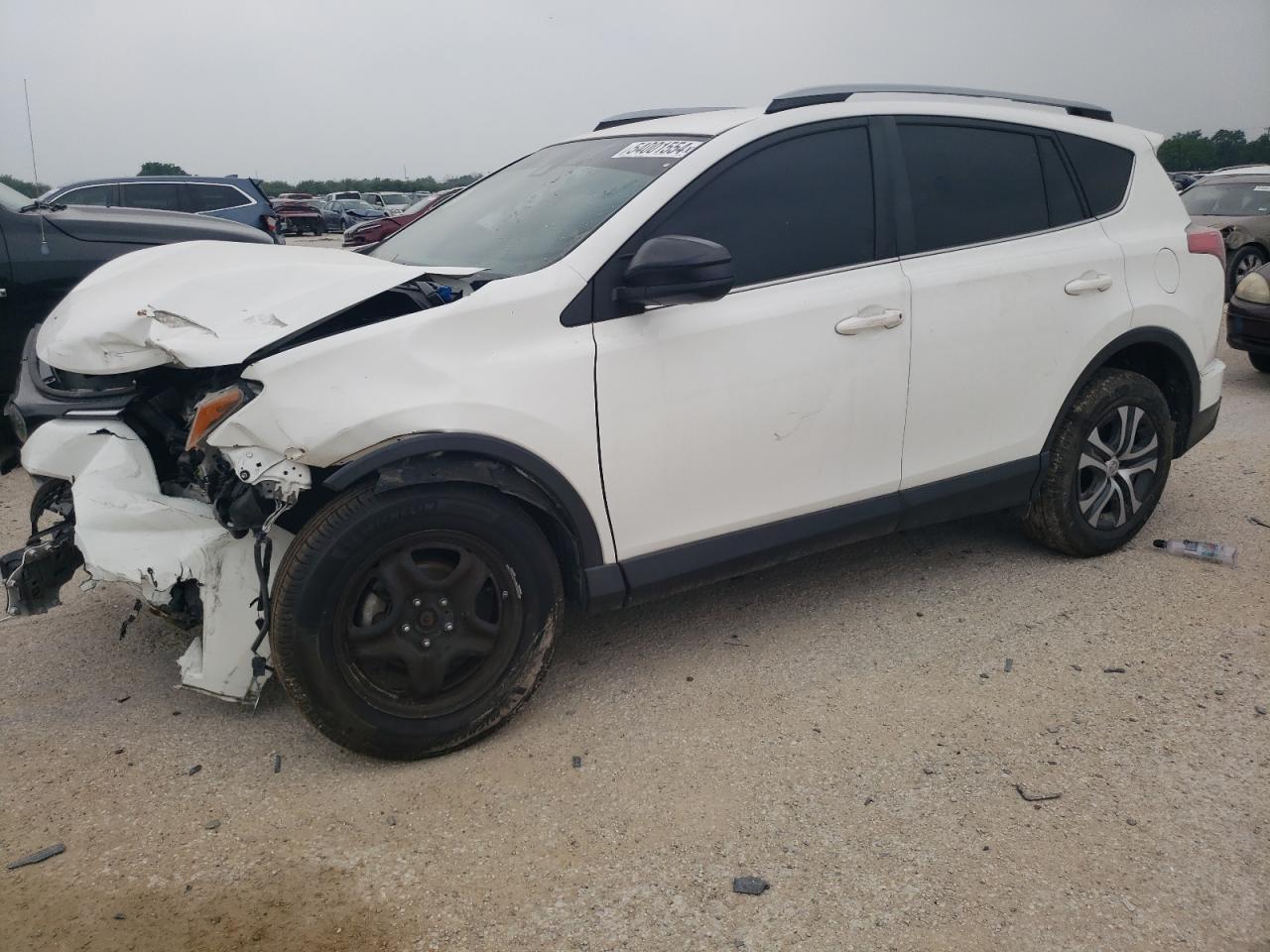 JTMZFREV4HJ129895 2017 Toyota Rav4 Le