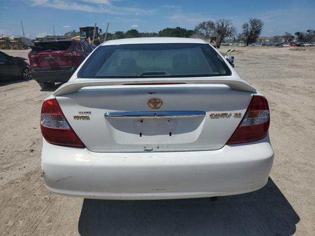 2004 Toyota Camry Le VIN: 4T1BE30K14U289395 Lot: 55921144