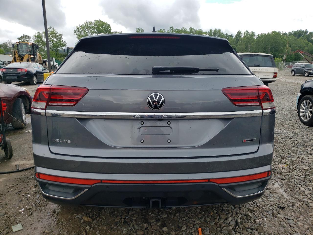 1V2ME2CA8LC226887 2020 Volkswagen Atlas Cross Sport Sel