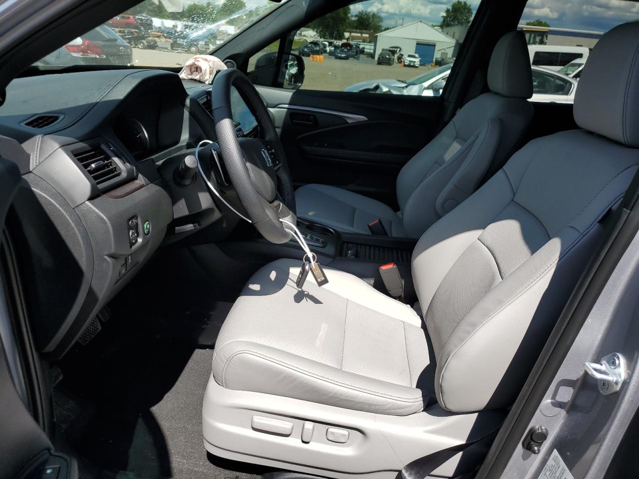 5FNYF8H54PB040108 2023 Honda Passport Exl