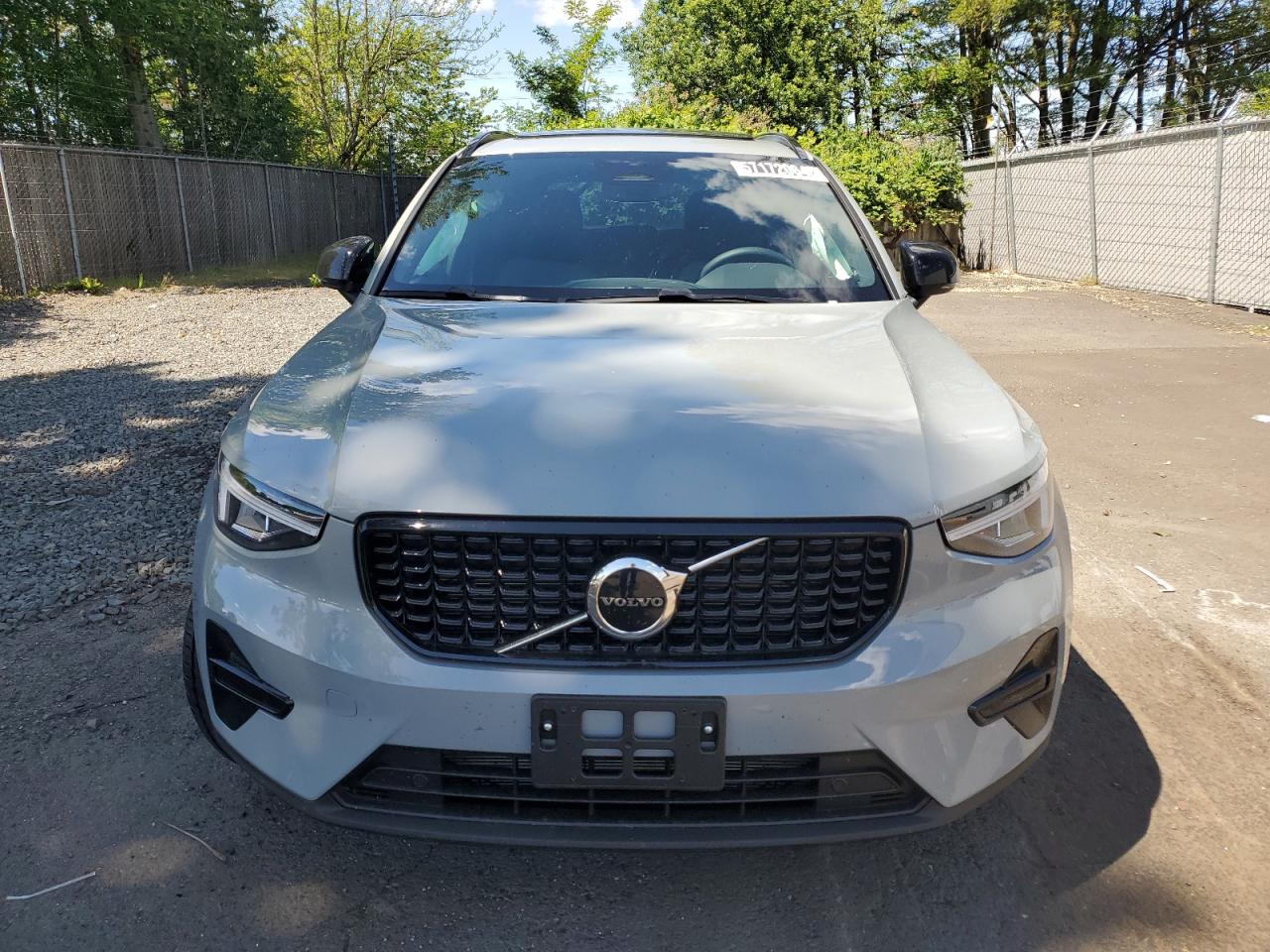 YV4L12UK6R2338924 2024 Volvo Xc40 Core