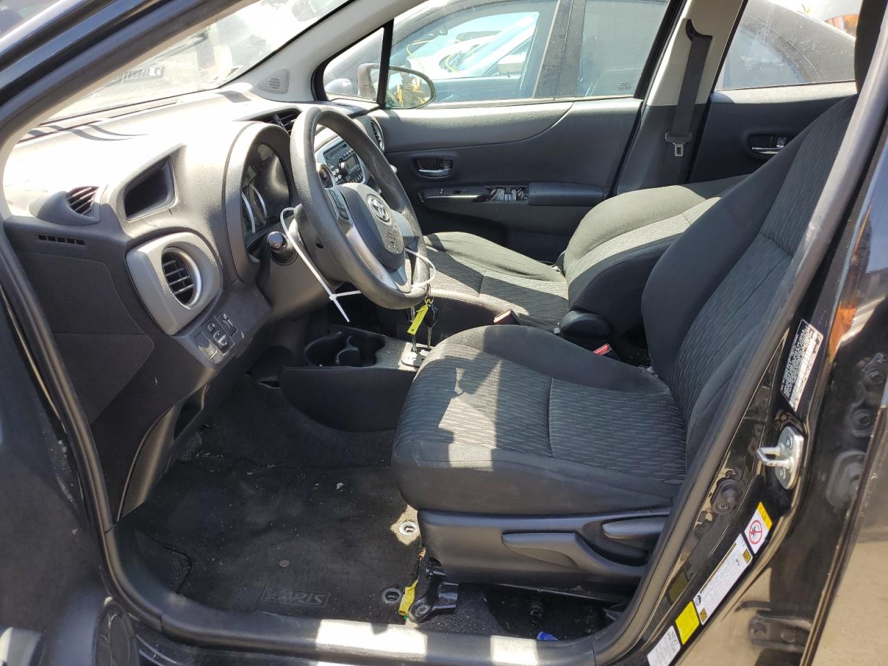 VNKKTUD35EA001164 2014 Toyota Yaris