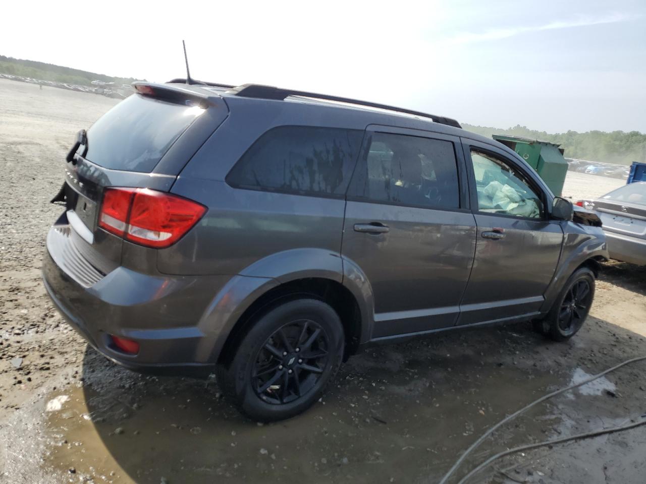 2019 Dodge Journey Se vin: 3C4PDCBBXKT810695