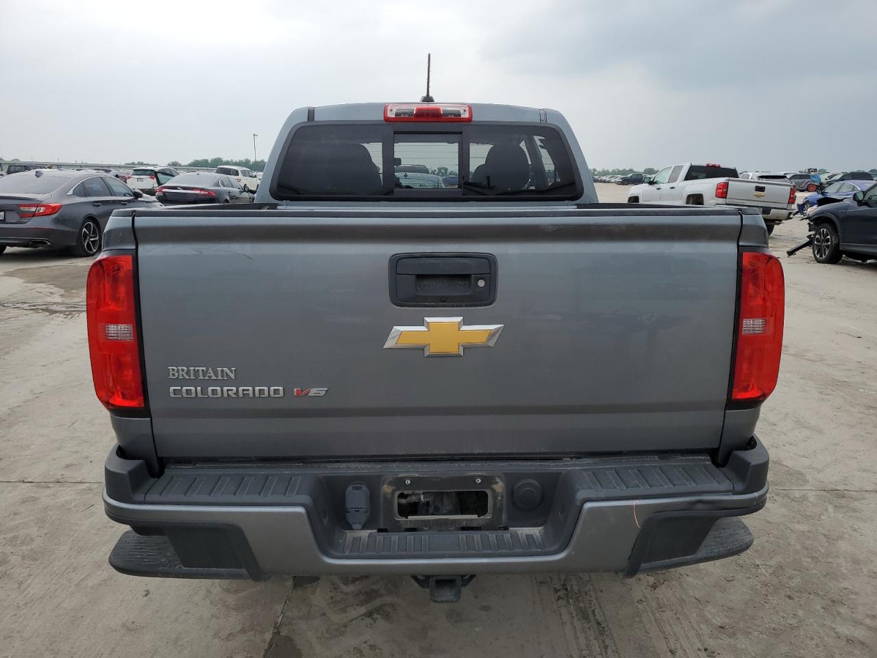 1GCGSDEN8J1121052 2018 Chevrolet Colorado Z71