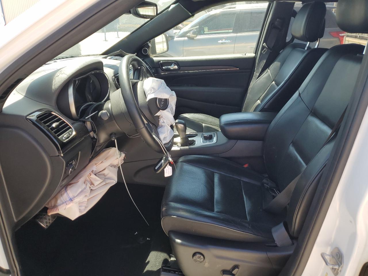 1C4RJFCG8KC639552 2019 Jeep Grand Cherokee Overland