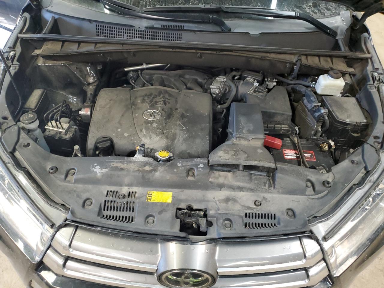 5TDDZRFH5HS456707 2017 Toyota Highlander Limited