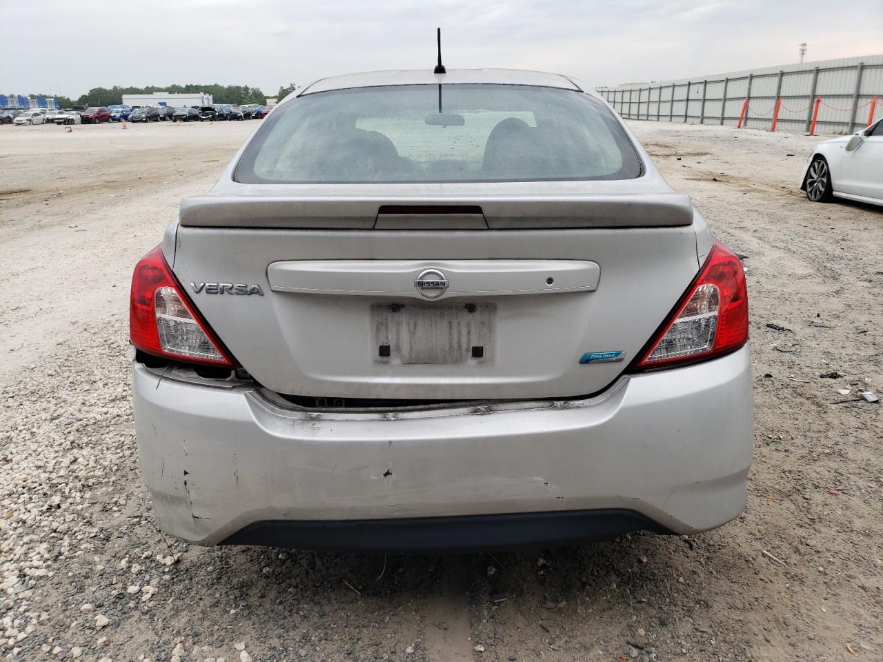 3N1CN7AP3GL898046 2016 Nissan Versa S