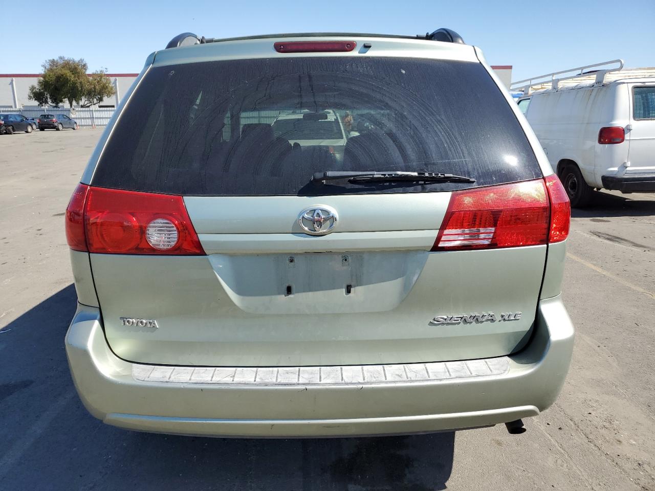 5TDZA22C96S585285 2006 Toyota Sienna Xle