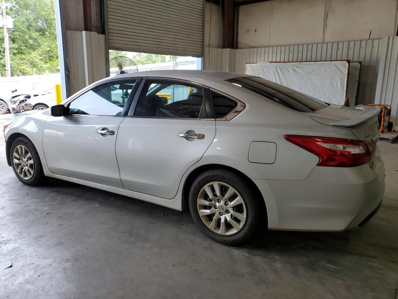 1N4AL3AP9HN317806 2017 Nissan Altima 2.5