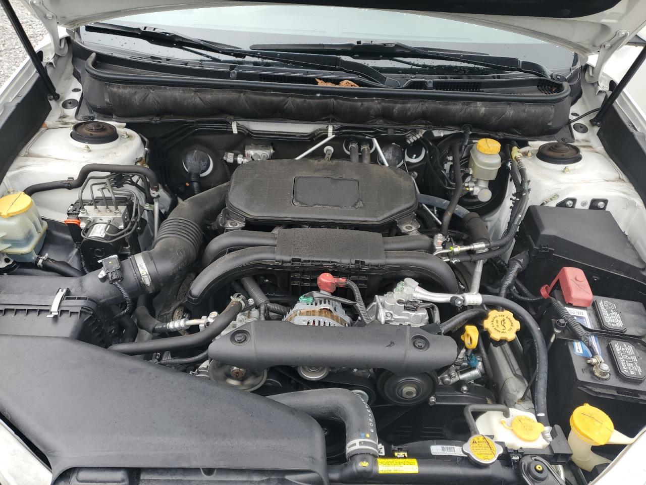 4S4BRCCC2A3372571 2010 Subaru Outback 2.5I Premium