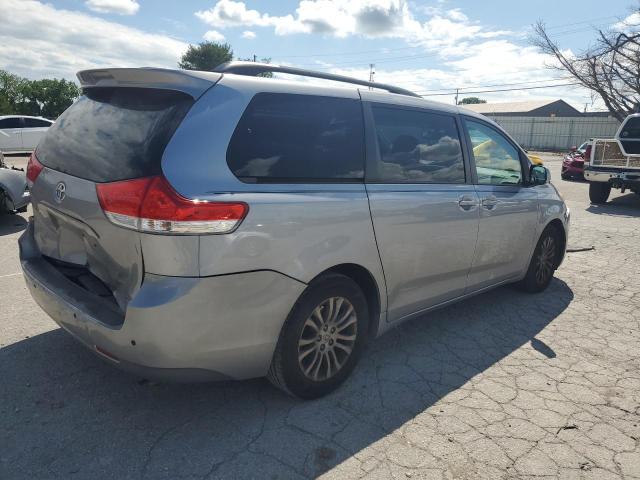 5TDYK3DC1CS257401 2012 Toyota Sienna Xle