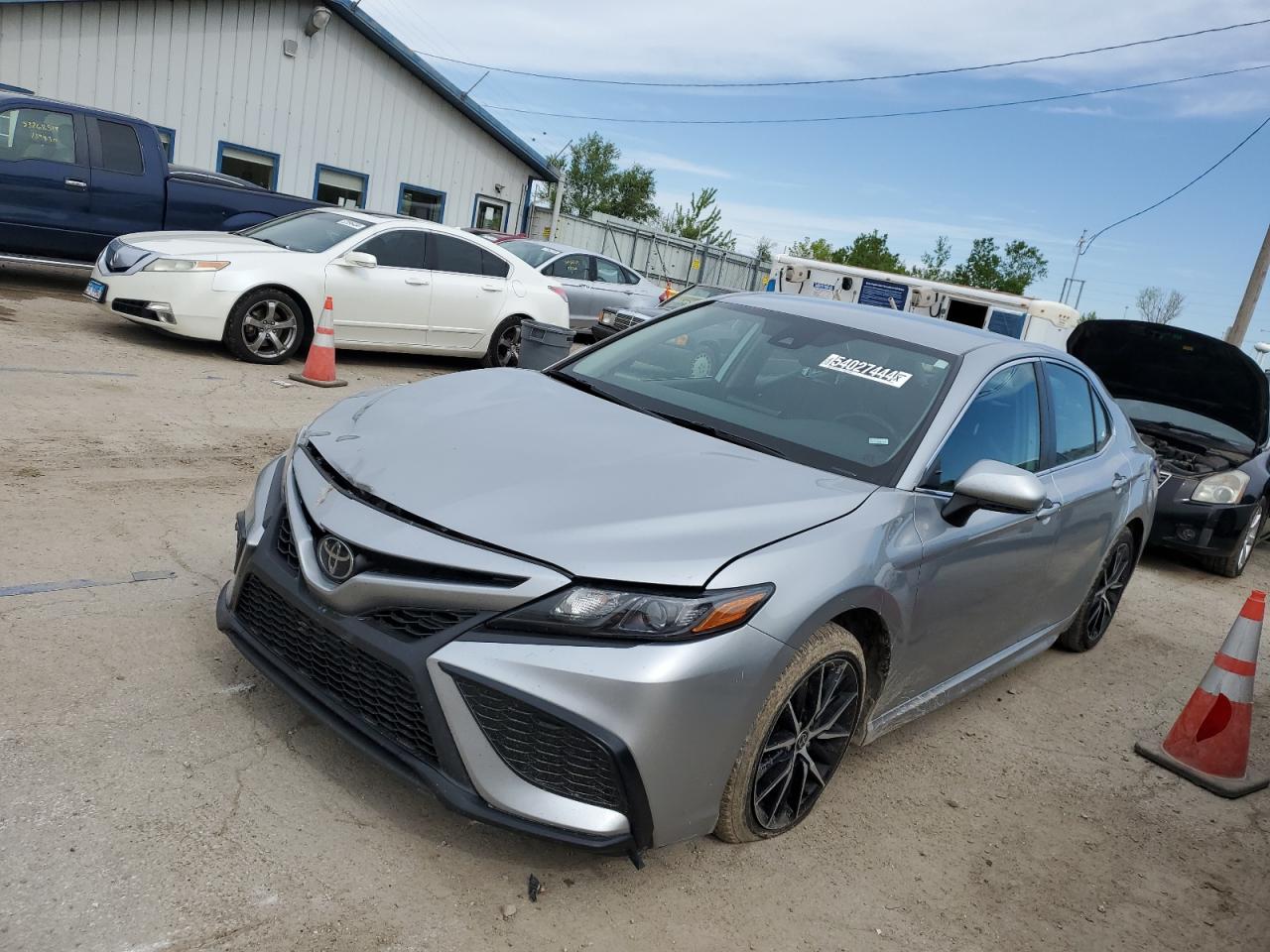 4T1G11AKXNU694676 2022 Toyota Camry Se