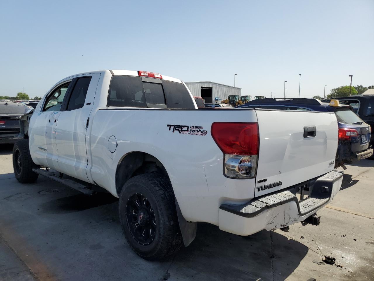 5TFUM5F13AX005611 2010 Toyota Tundra Double Cab Sr5