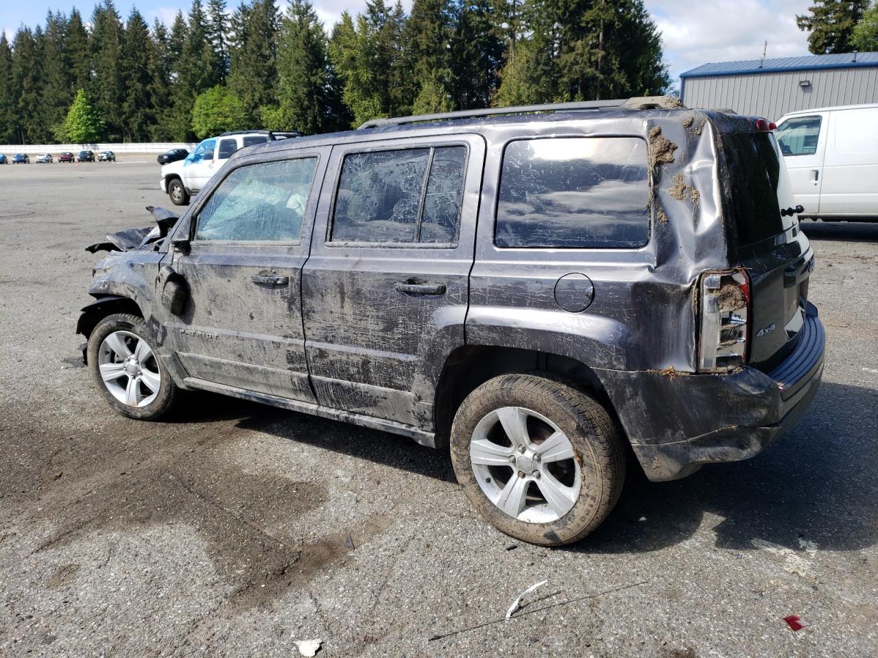 1C4NJRFB1FD148076 2015 Jeep Patriot Latitude