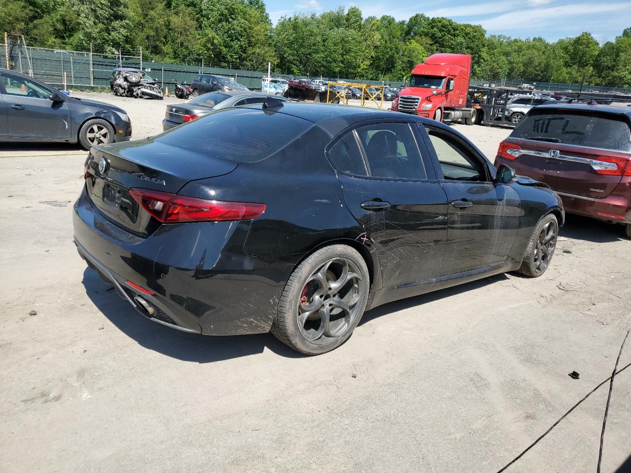 ZARFAMAN2K7600298 2019 Alfa Romeo Giulia