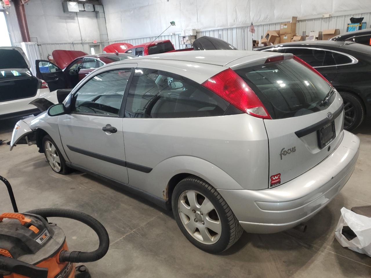 3FAFP31331R250615 2001 Ford Focus Zx3