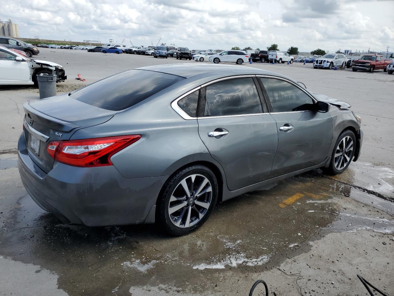 2016 Nissan Altima 2.5 vin: 1N4AL3AP8GN323725