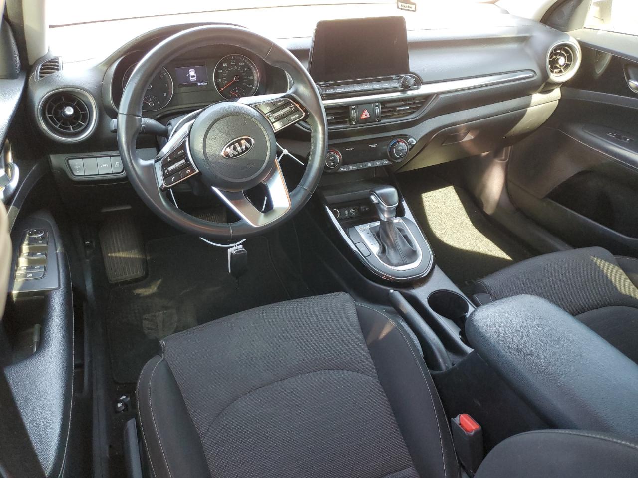 3KPF34AD6KE087696 2019 Kia Forte Gt Line