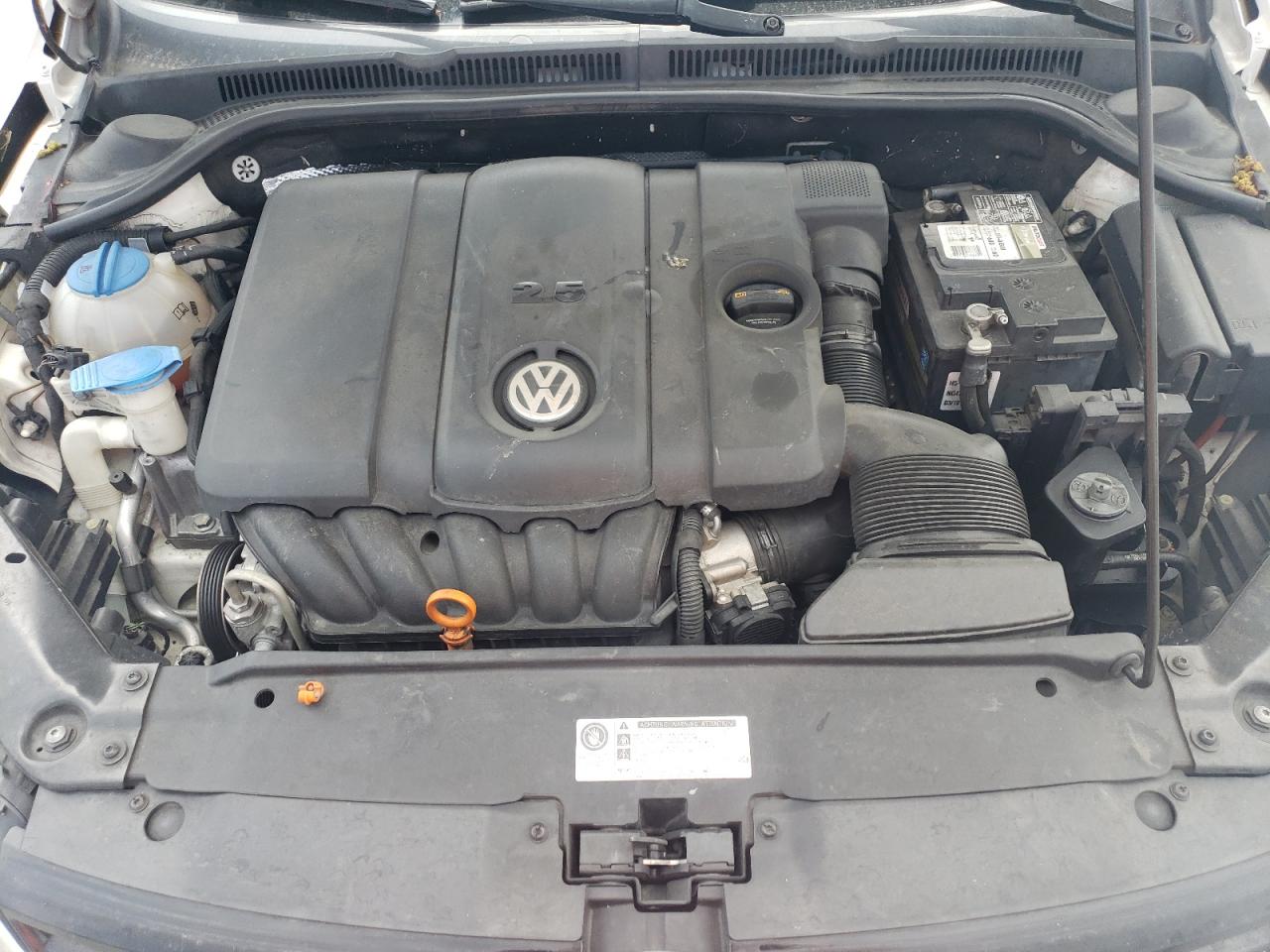 3VWDZ7AJ1BM330055 2011 Volkswagen Jetta Se