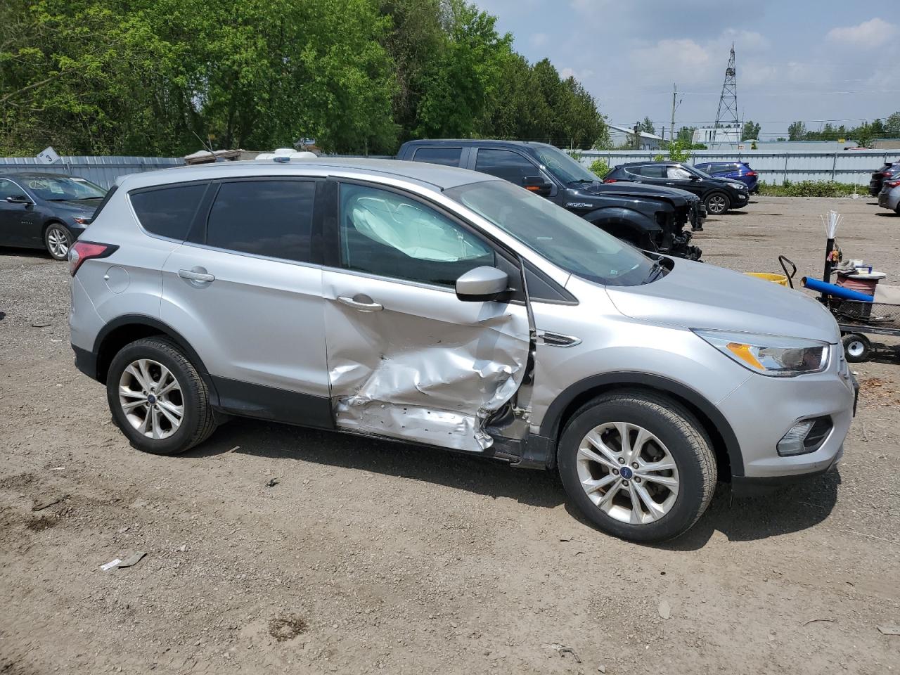 1FMCU0GD5HUE41472 2017 Ford Escape Se