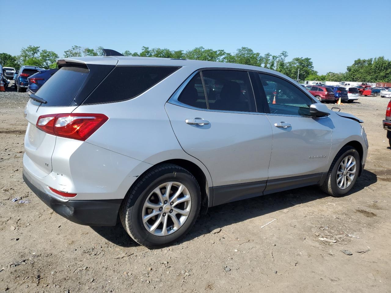 2GNAXJEV8J6193430 2018 Chevrolet Equinox Lt