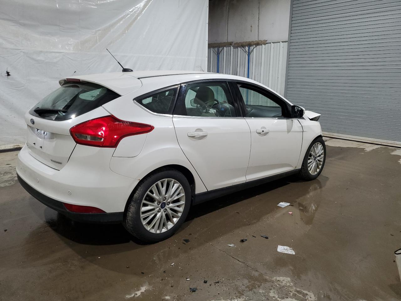 1FADP3N21JL313962 2018 Ford Focus Titanium