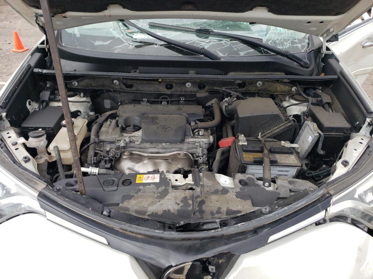 JTMDFREV9HJ161588 2017 Toyota Rav4 Limited