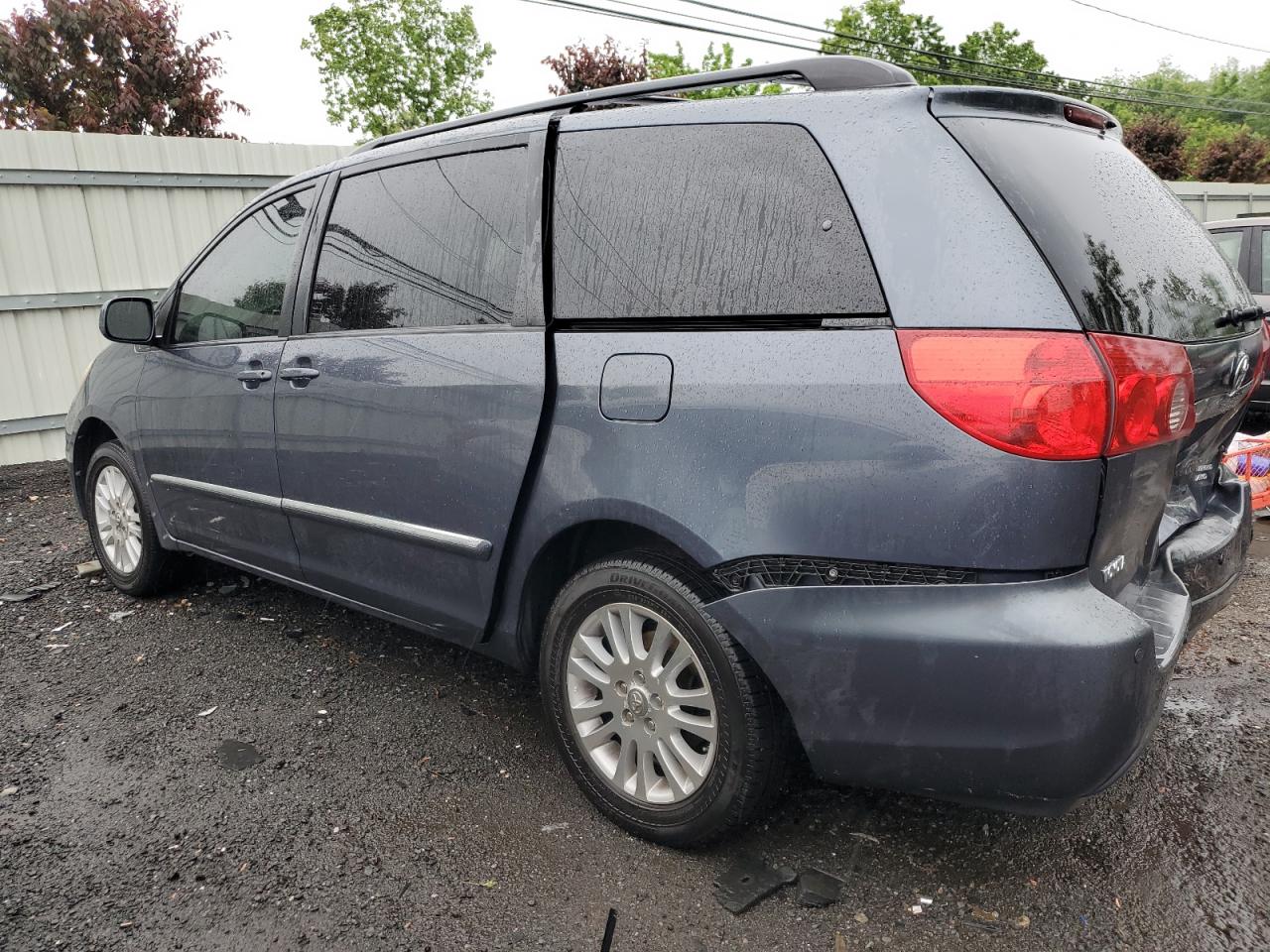 5TDBK22CX8S009254 2008 Toyota Sienna Xle