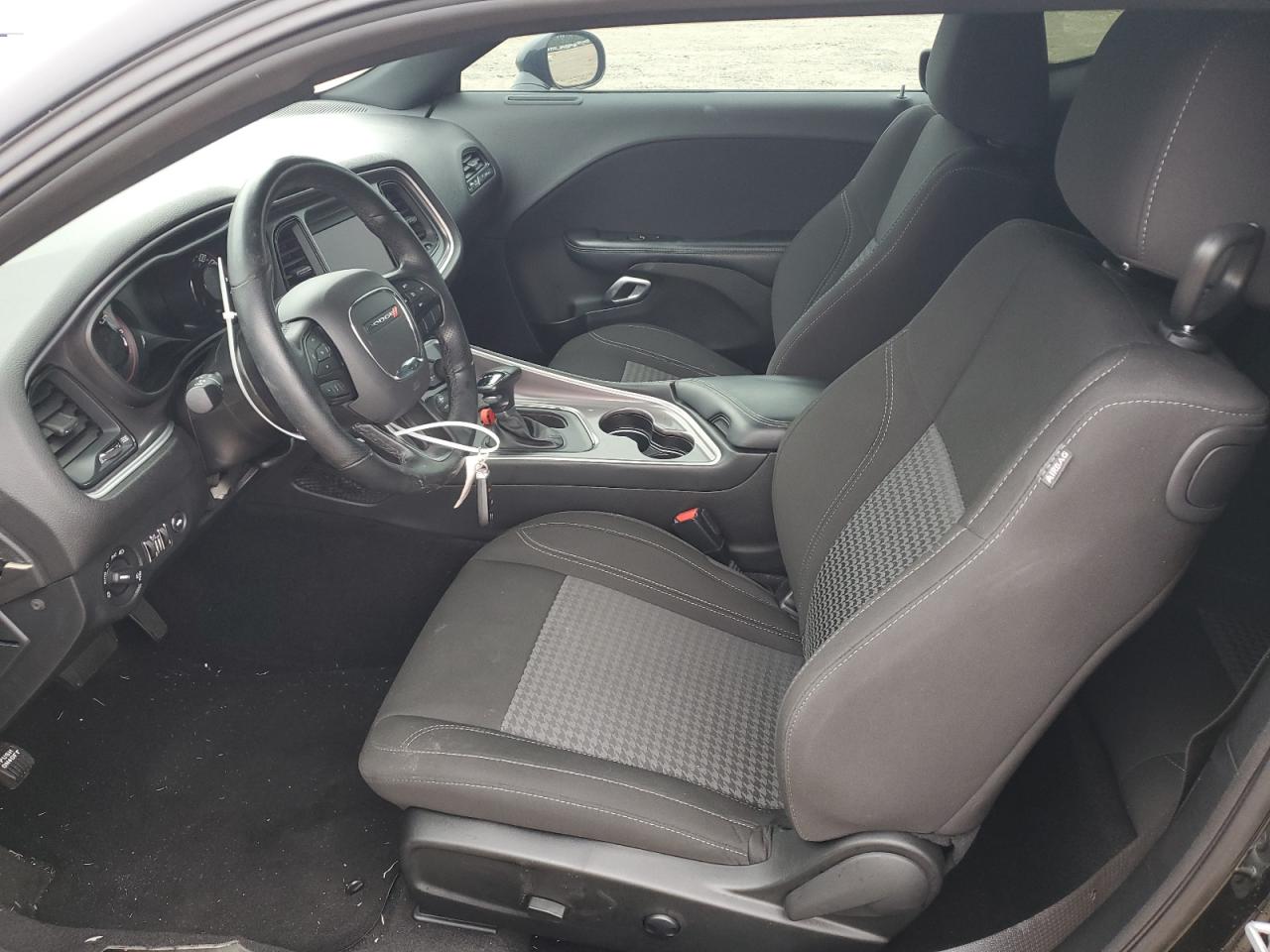 2C3CDZAG6NH140126 2022 Dodge Challenger Sxt