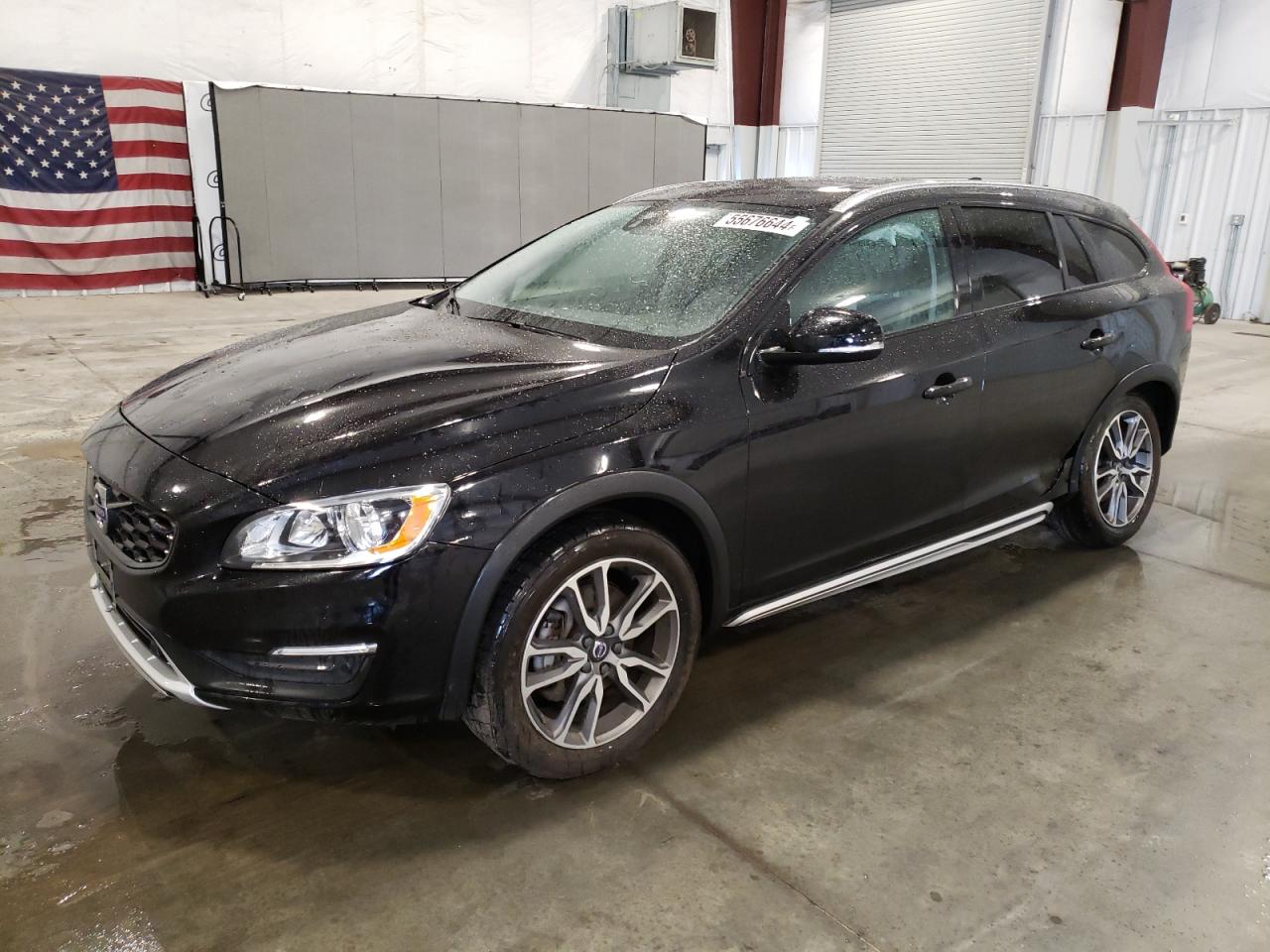 YV440MWKXJ2058797 2018 Volvo V60 Cross Country Premier