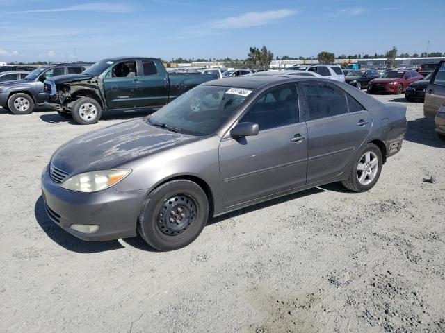 2003 Toyota Camry Le VIN: 4T1BF32K83U555441 Lot: 56644684