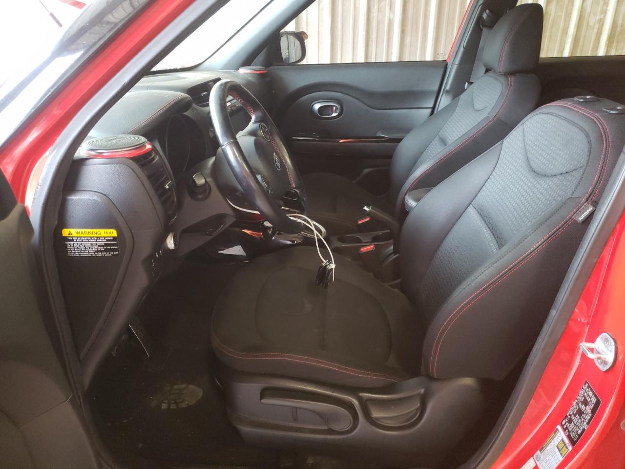 KNDJP3A58K7670076 2019 Kia Soul +