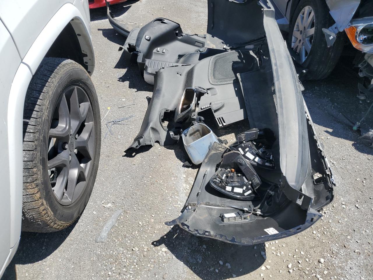 1C4PJMDX6KD445428 2019 Jeep Cherokee Limited