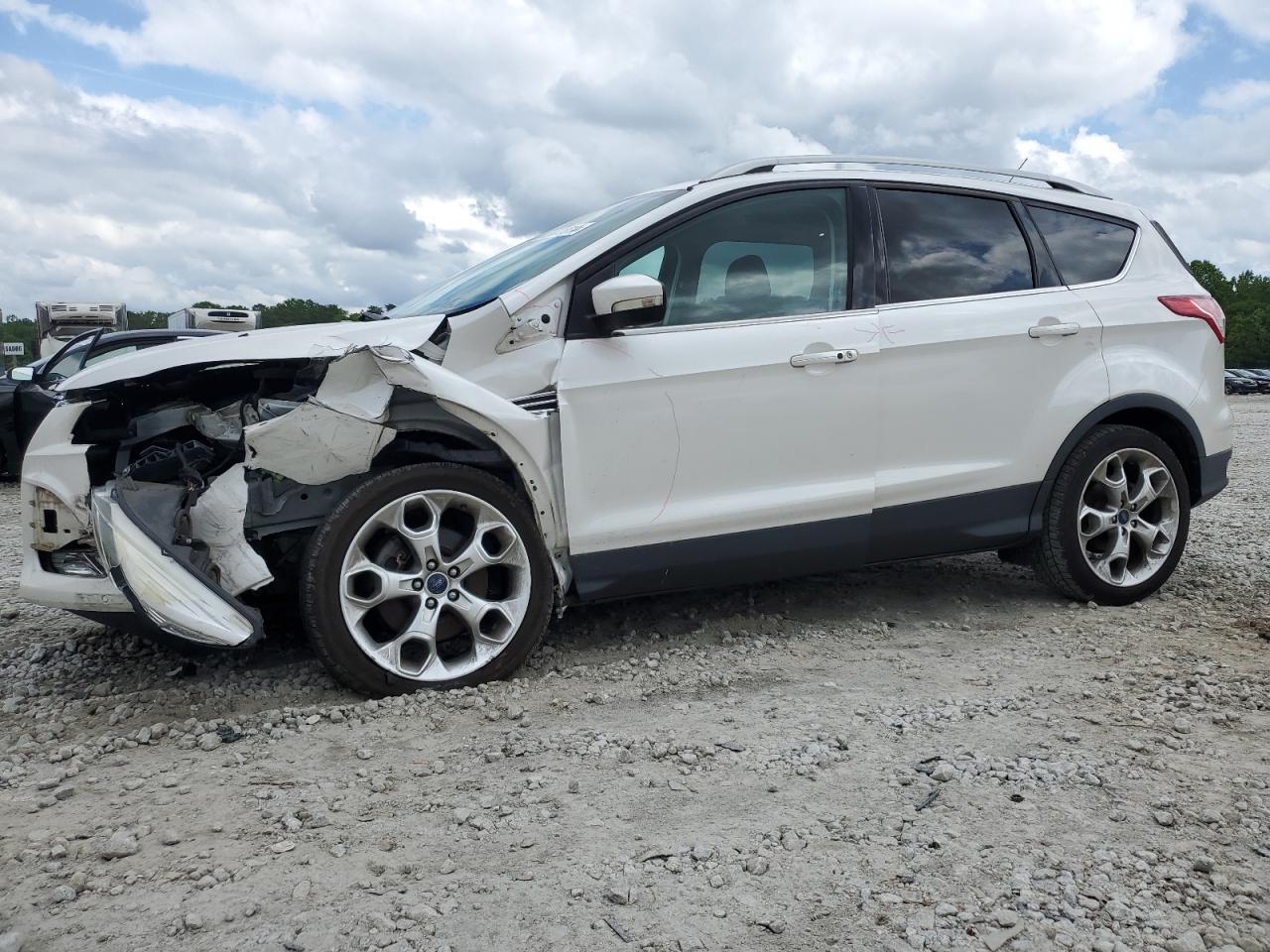 1FMCU9J9XFUA97725 2015 Ford Escape Titanium