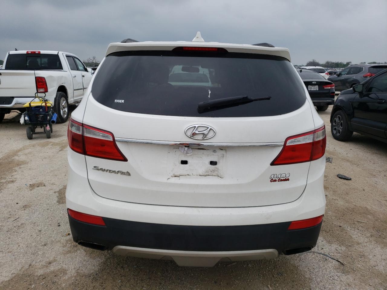 2014 Hyundai Santa Fe Gls vin: KM8SM4HFXEU083994