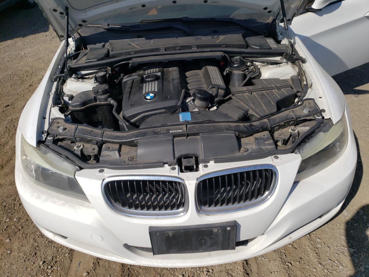 WBAPH73589A172806 2009 BMW 328 I