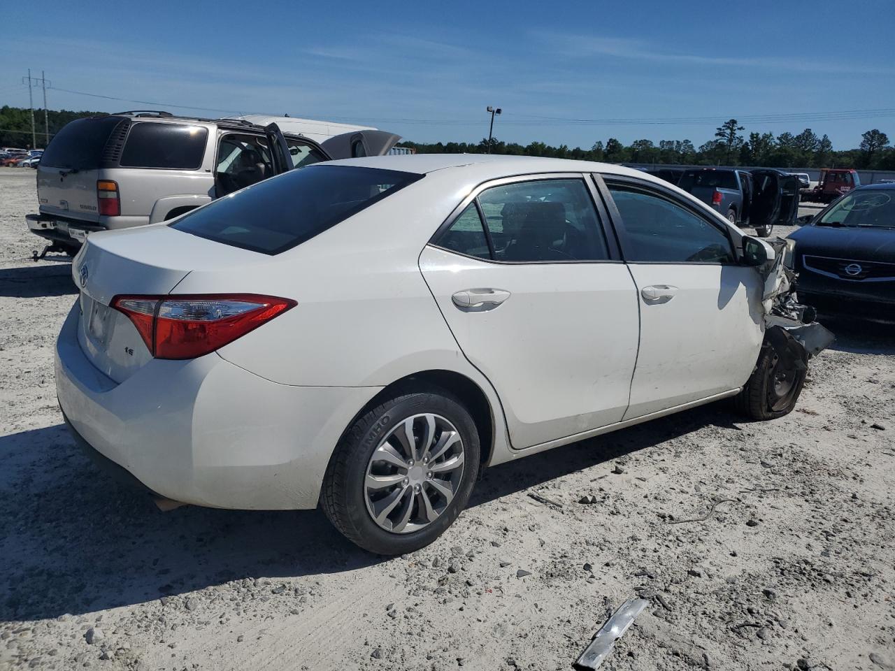 2014 Toyota Corolla L vin: 5YFBURHE0EP177260