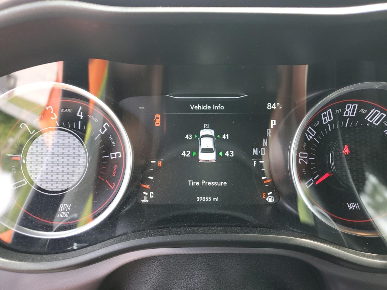 2C3CDZJG1KH690300 2019 Dodge Challenger Gt