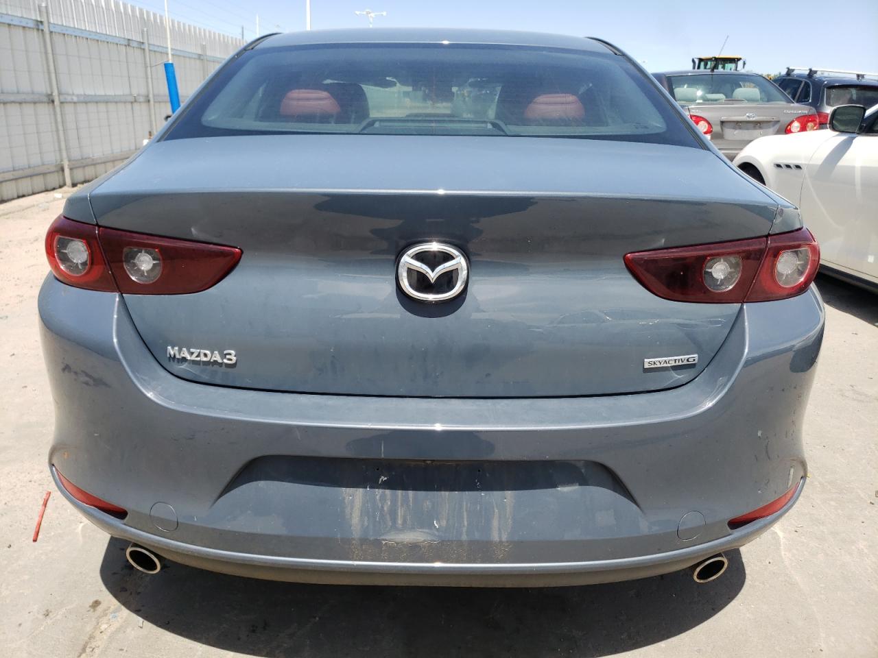 2022 Mazda 3 Preferred vin: 3MZBPACL7NM303665