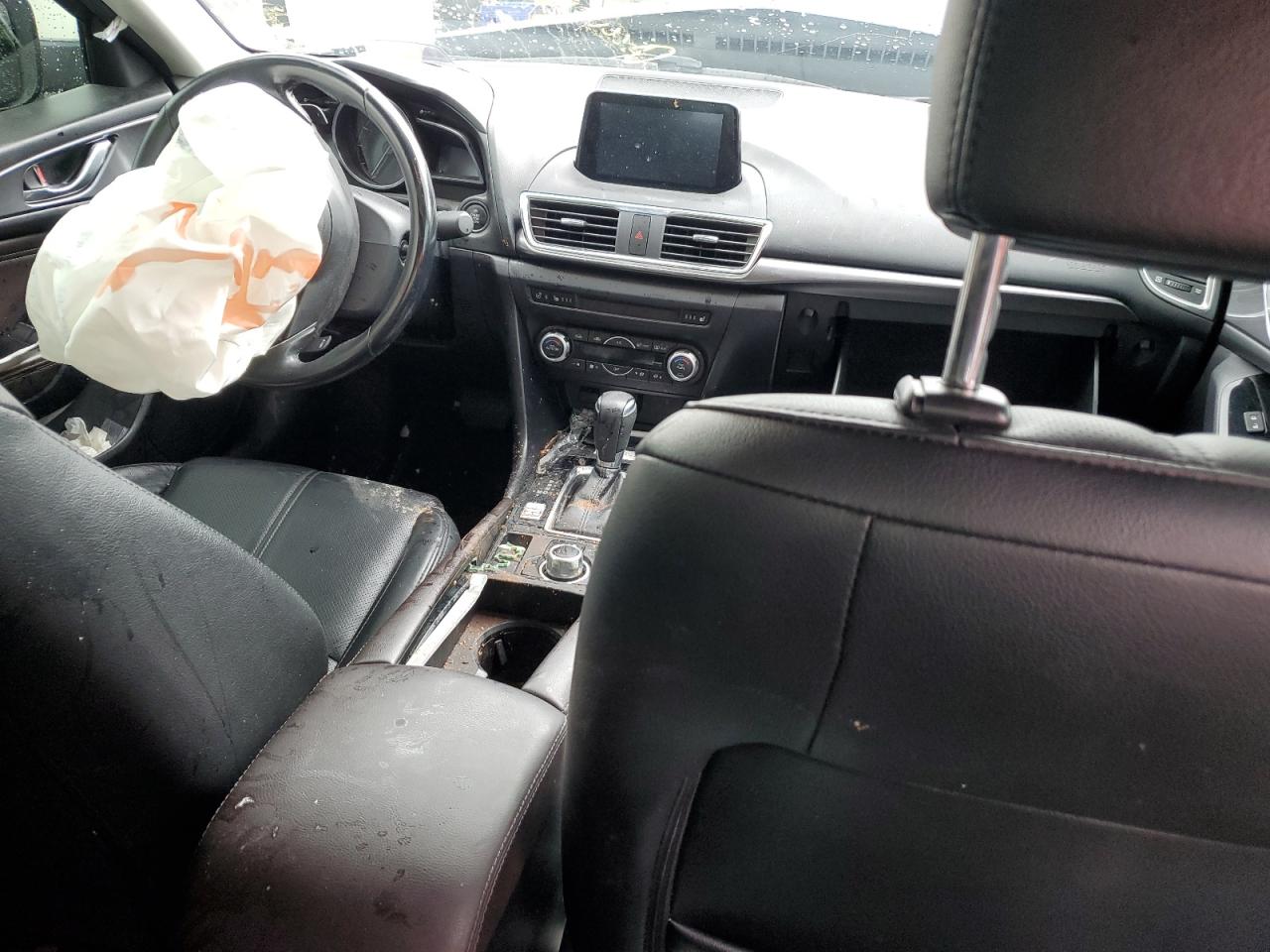 3MZBN1W36JM267639 2018 Mazda 3 Grand Touring