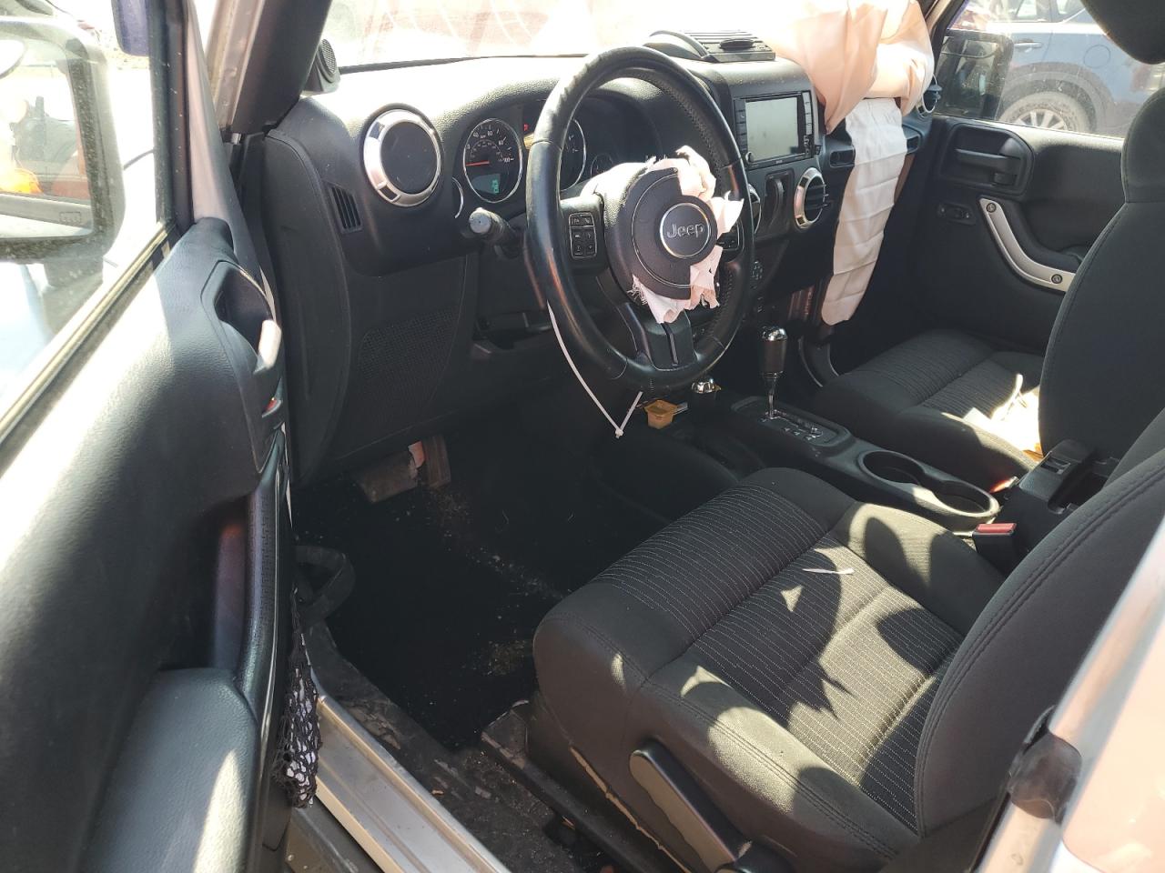 1C4AJWBG0CL282450 2012 Jeep Wrangler Sahara